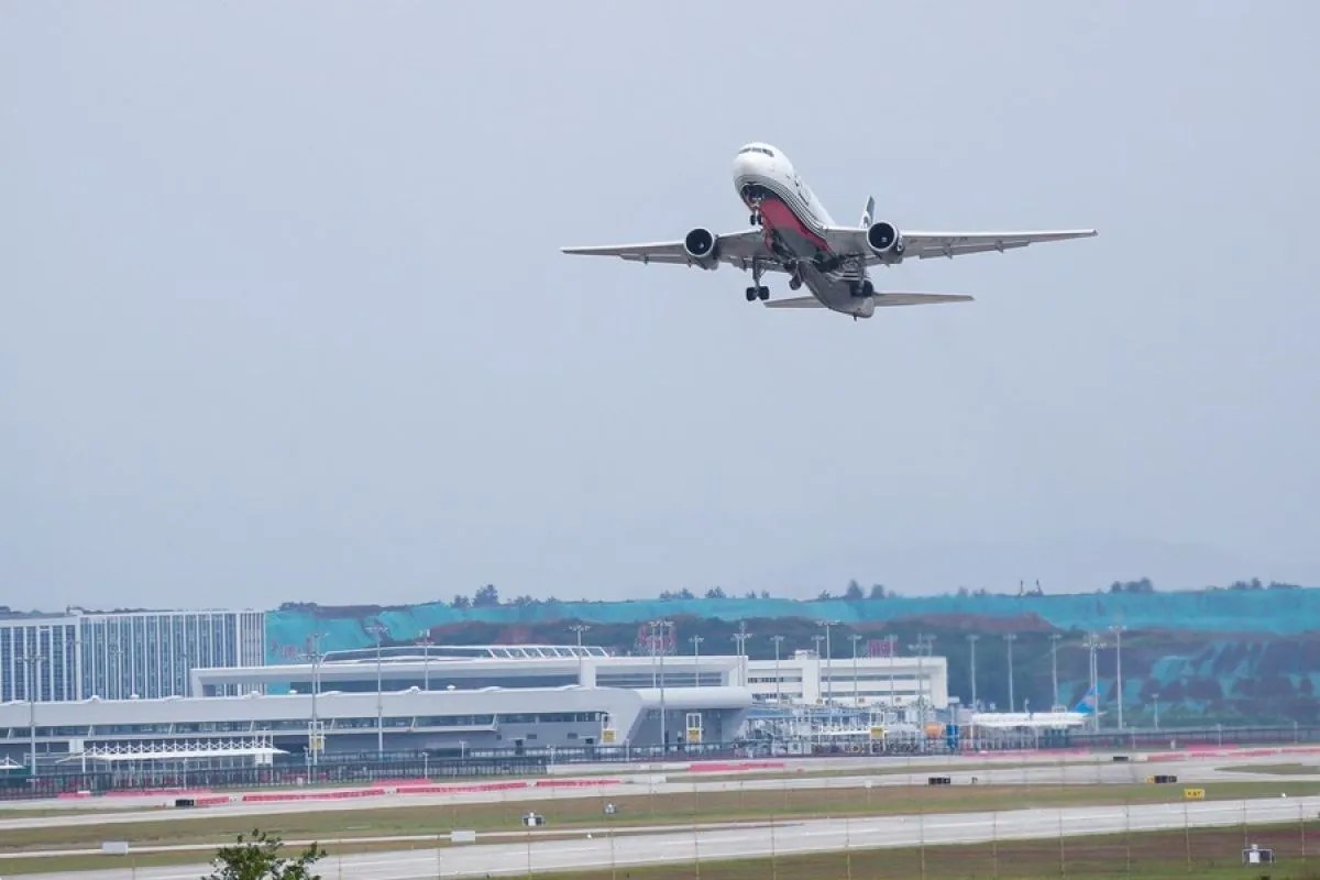Chinese Company Agrees to Establish Cargo Hub with Malaysian